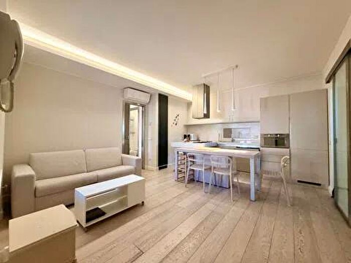 Appartamento bilocale in affitto in Viale Piave No Number, Piave Tricolore, Milano