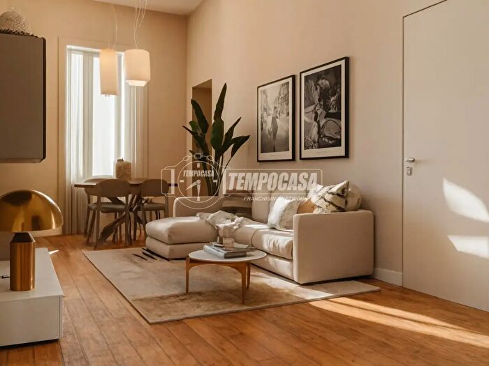 Appartamento con 5 locali in vendita in Via Belfiore, Torino