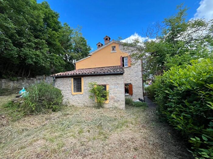 Casa trilocale in vendita in Novafeltria Rn, Novafeltria