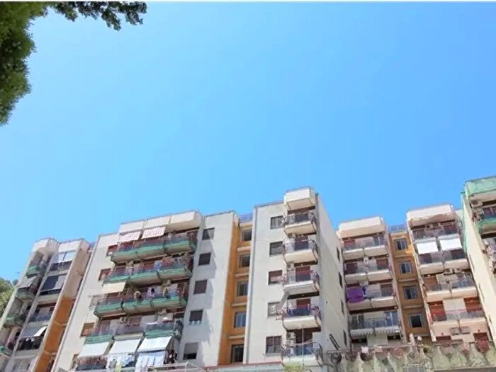 Appartamento quadrilocale in vendita in Via Nicola Nicolini, Napoli