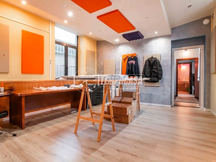 Appartamento trilocale in vendita in Via Piave, Olgiate Olona