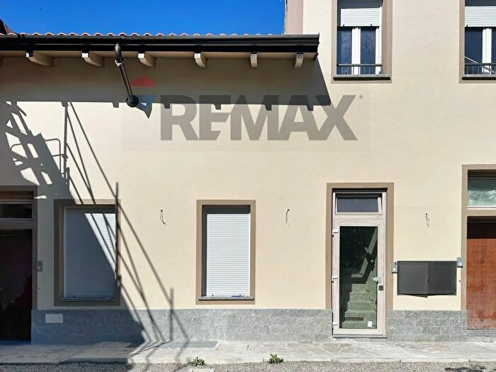 Appartamento bilocale in vendita in Via Matteotti, Desio