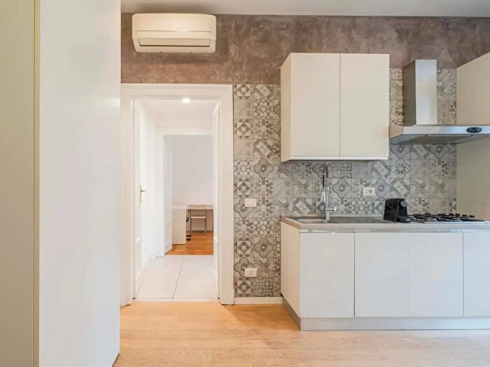 Appartamento monolocale in affitto in Via Tiziano, Milano