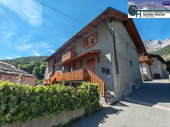 Appartamento monolocale in affitto in Via delle Scuole, Beaulard, Oulx