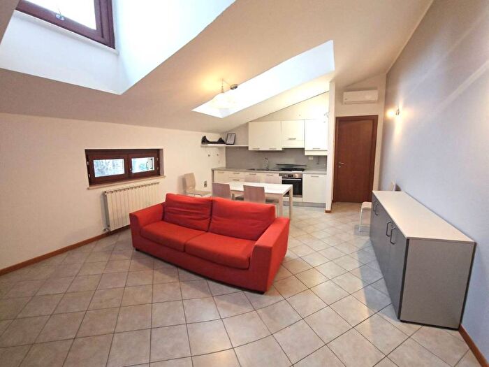 Appartamento trilocale in affitto in Via degli Artigiani, Picenengo, Cremona