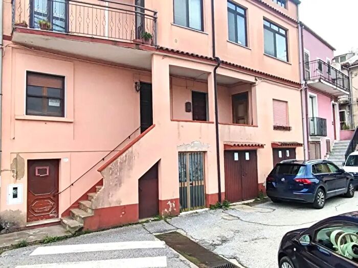 Appartamento con 5 locali in vendita in Via Annunziata, San Vito Sullo Ionio