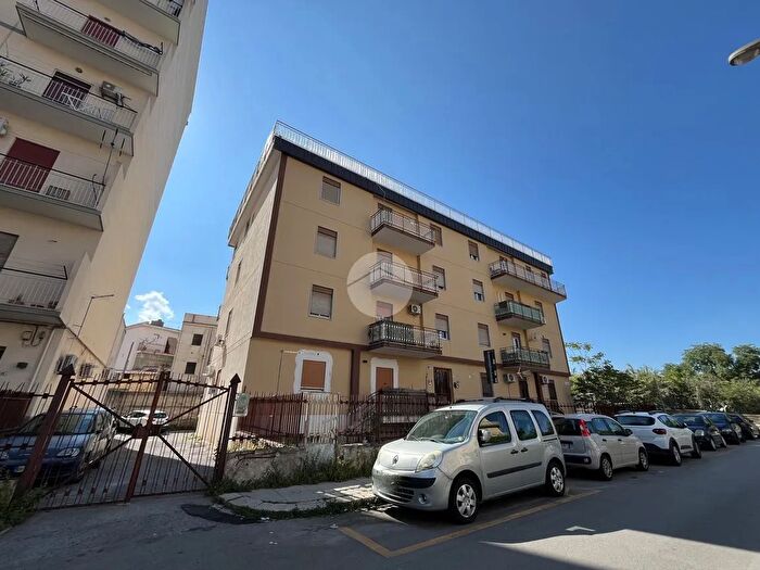 Appartamento trilocale in vendita in Via l Arcuri di Marco, Palermo