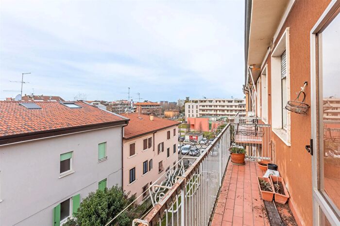 Appartamento quadrilocale in vendita in Verona, Verona