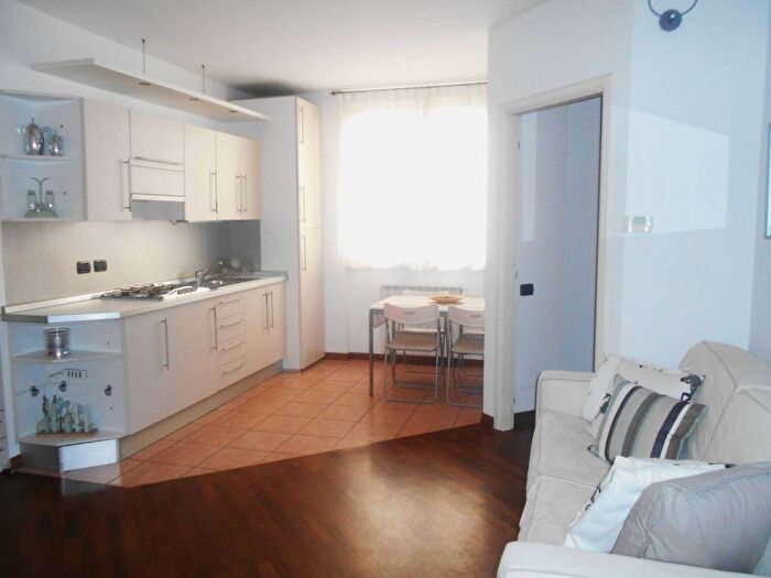 Appartamento monolocale in affitto in Vicolo Palazzine, Centro Storico, Lissone