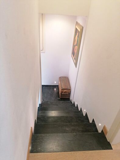 Casa con 6 locali in vendita in Camaiore