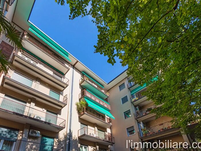 Appartamento bilocale in vendita in Via Ventiquattro Maggio, Verona