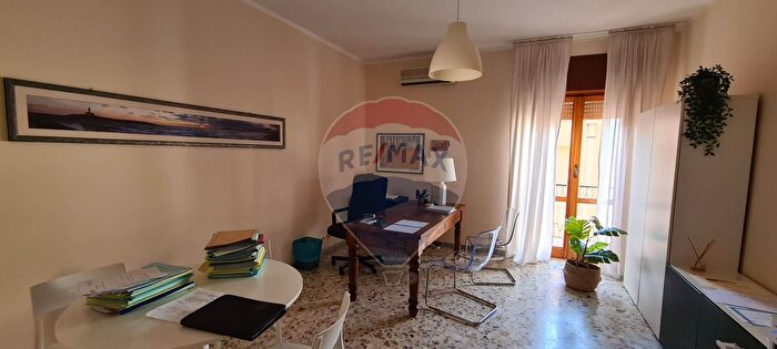 Appartamento con 5 locali in vendita in Viale XXIV Maggio, Vieste