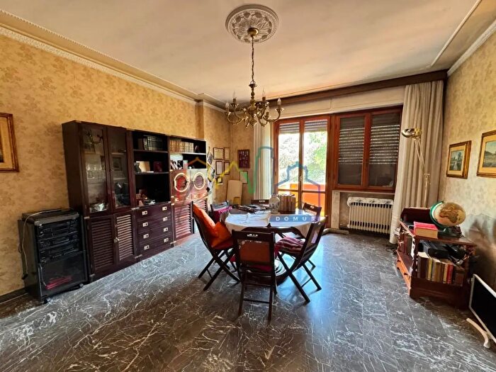 Appartamento con 5 locali in vendita in Pisa