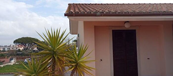 Appartamento trilocale in vendita in Via della Motacilla, Ardea