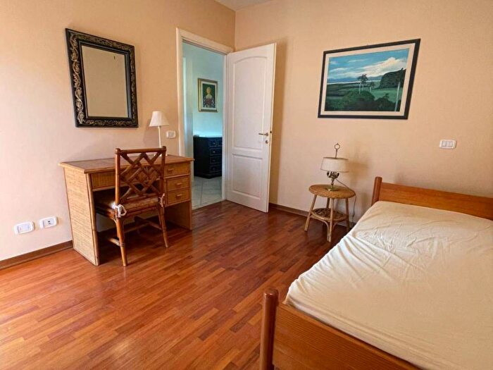 Appartamento con 5 locali in affitto in SANNA, SantAnna, Lucca