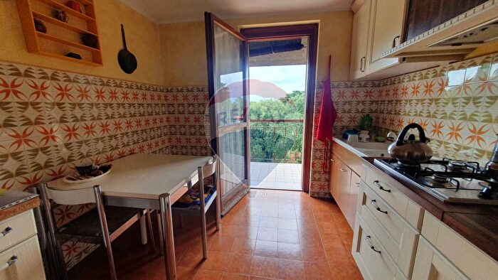 Appartamento trilocale in vendita in Via Roma, Ponte San Pietro