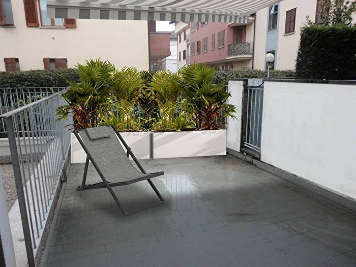 Appartamento quadrilocale in affitto in Via Crippa, Centro Storico, Lissone
