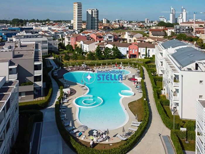 Appartamento trilocale in affitto in Via Pietro Sassaro, Lido Centro Ovest, Jesolo