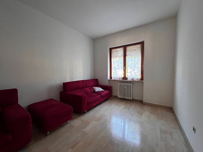 Appartamento quadrilocale in affitto in Corso Langhe, Corso Langhe Moretta Corso Cortemilia, Alba
