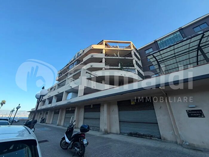 Appartamento bilocale in vendita in Località Tremestieri, Messina