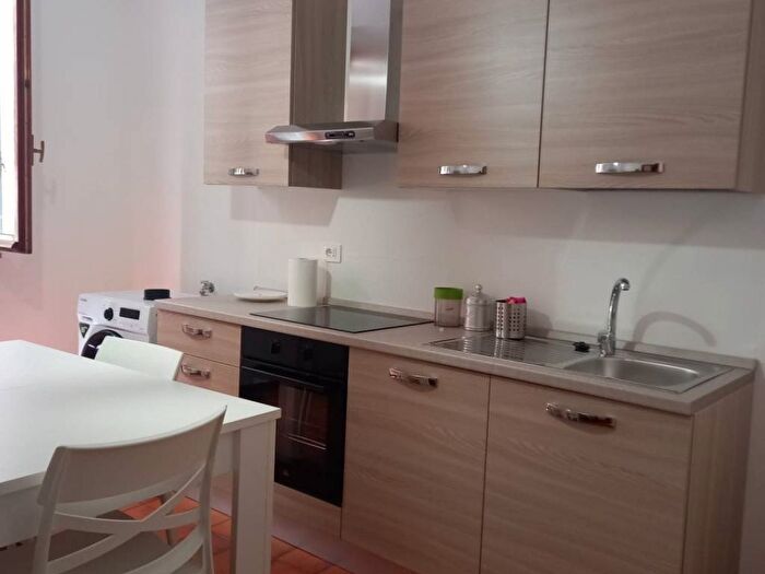 Appartamento con 5 locali in affitto in Via Ferdinando Galli Bibbiena, Centro, Colorno