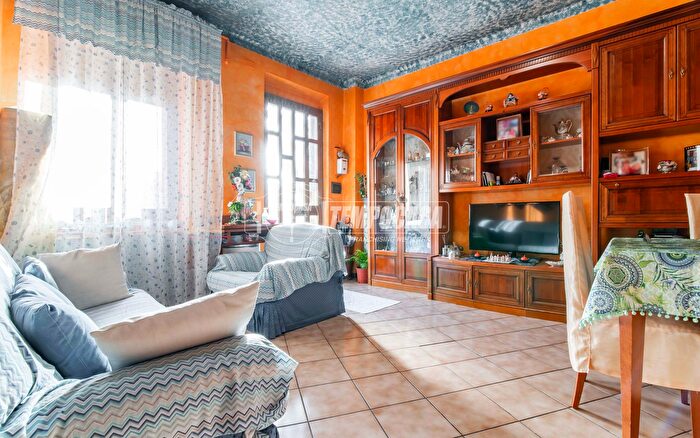 Appartamento trilocale in vendita in Via Concordia, Lurago Marinone