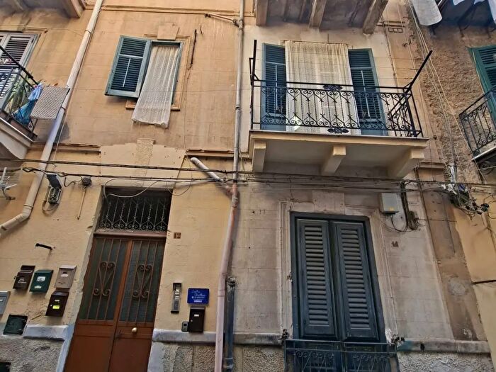 Appartamento trilocale in vendita in Via Virgilio La Scola, Palermo