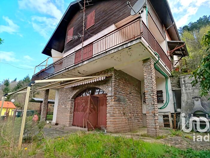 Casa con 12 locali in vendita in Via Località Soria, Borzonasca