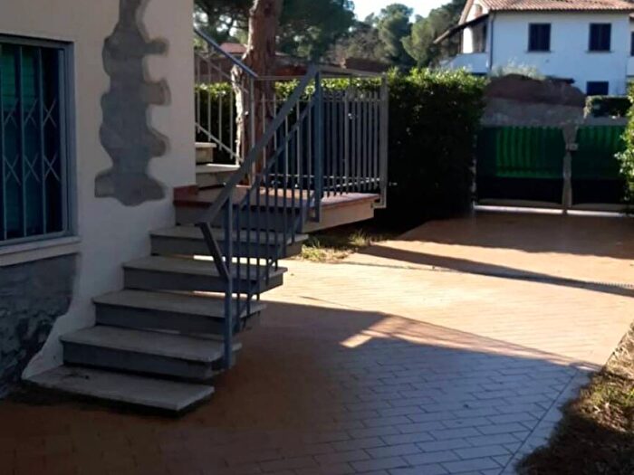 Appartamento bilocale in affitto in Calabria No Number, Mazzanta, Rosignano Marittimo