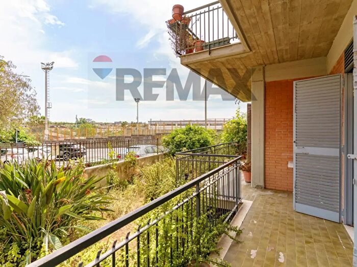 Appartamento con 5 locali in vendita in Via Francesco Guglielmino, Catania