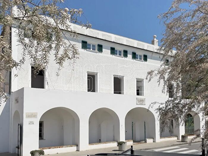 Appartamento con 7 locali in vendita in Via Turini, Lerici