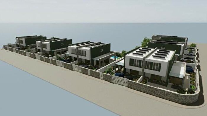 Casa con 6 locali in vendita in Trani