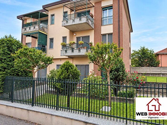 Appartamento trilocale in vendita in Strada Regina, Corso Genova Esselunga, Vigevano