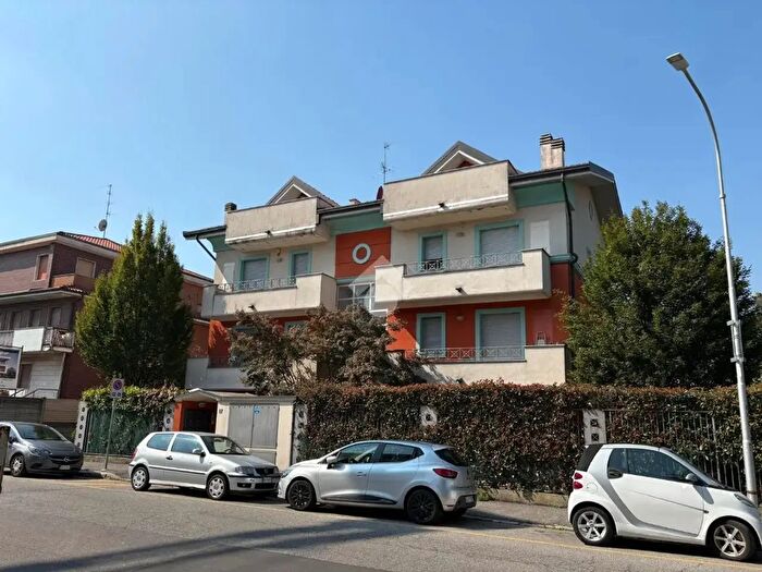 Appartamento monolocale in affitto in Via a Modigliani, Monza