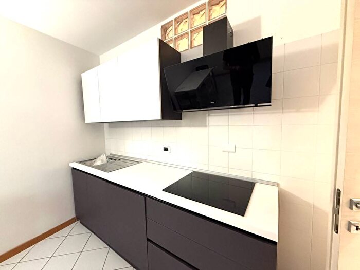 Appartamento trilocale in affitto in Via delle Piazzole, Romagnano, Trento