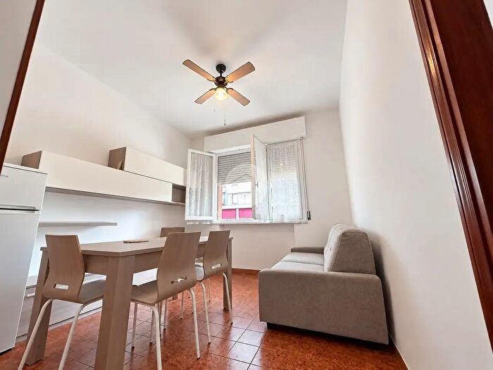 Appartamento trilocale in vendita in Viale Vittorio Alfieri, Ravenna