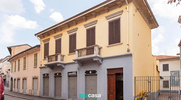 Casa bilocale in vendita in Via Montebello Busto Arsizio Varese Lombardia Italia, Busto Arsizio