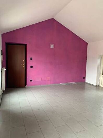 Appartamento trilocale in affitto in Borgo Rovereto Piscina, Alessandria