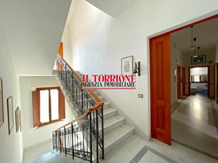 Casa con 6 locali in vendita in Via Sicilia, Montecatini Terme