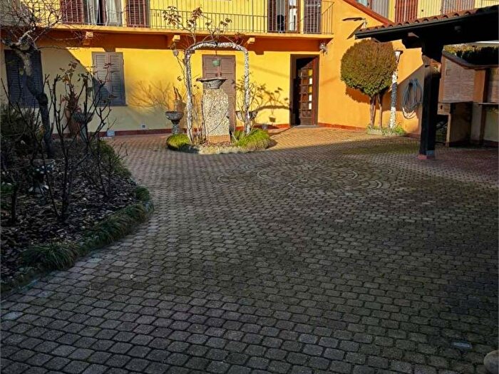 Appartamento bilocale in affitto in VICOLO BANCO, Centro, Trofarello