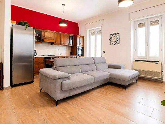 Appartamento con 5 locali in vendita in Via Zuddas, Monserrato