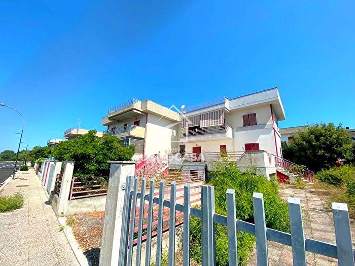 Appartamento bilocale in vendita in Marina di Chieuti, Chieuti