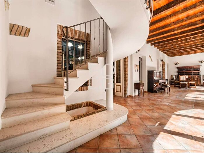 Casa con 6 locali in affitto in Vicolo Corobbiolo, Lonato, Lonato del Garda