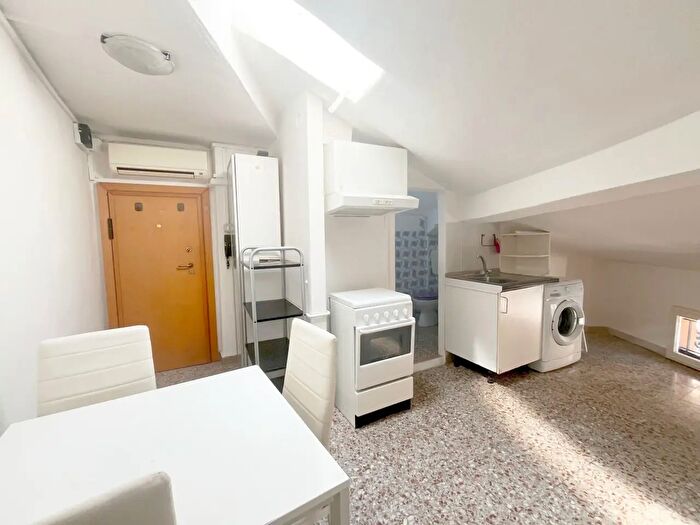 Appartamento monolocale in affitto in Via Riva di Reno, Bologna