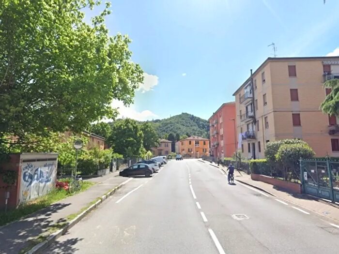 Appartamento con 5 locali in vendita in Via Isonzo, Casalecchio Di Reno