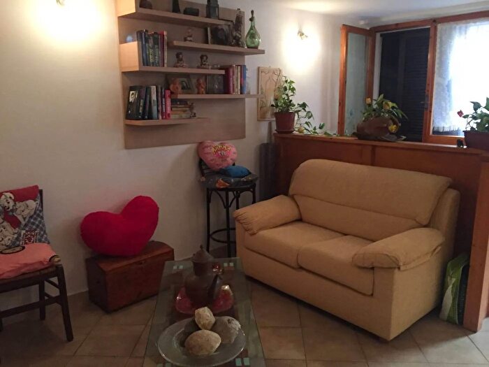 Casa con 5 locali in vendita in Cesena