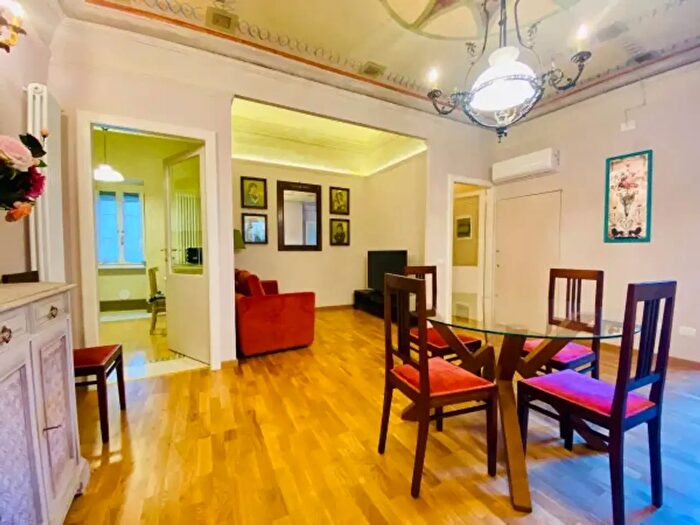 Appartamento trilocale in affitto in Via della Cavallerizza, Lucca