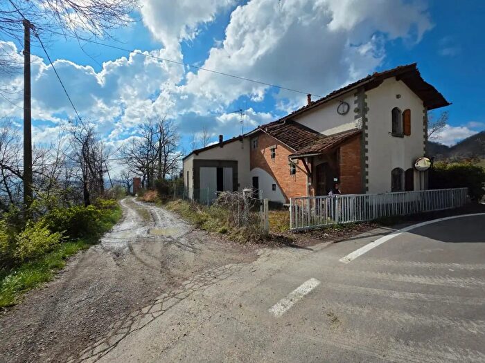 Casa con 5 locali in vendita in Località Amore di Sopra, Vergato