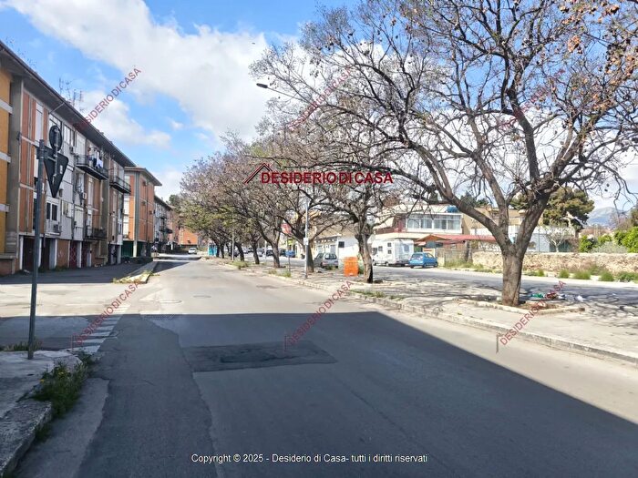 Appartamento quadrilocale in vendita in Palermo