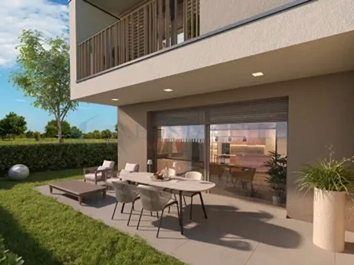 Casa quadrilocale in vendita in Via Don Giovanni Todeschini, Mozzo